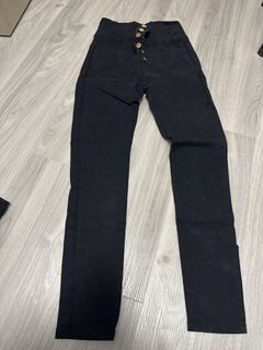 （分類：）位於 。 由 ysr1105 提交（商品編號 1427906692，圖片 1）。簡介： 。