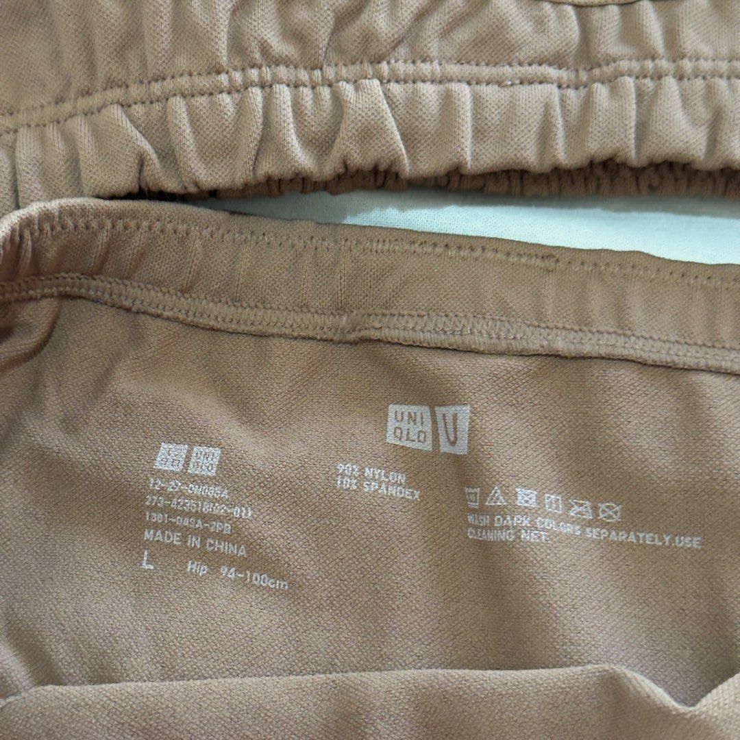 BNEW Uniqlo Chocolate Brown Bikini Set (Category: Bikinis & Swimsuits) located in Quezon City. Submitted by hell0.leila (Listing ID 1427861149, Image 3). Description: 🖤 unused but tags have been removed 🖤 thick & stretchy material 🖤 no flaws 🖤 rfs: decluttering 🖤 top size: M; bottom size: L 🖤 purchased directly from Uniqlo store for ₱1,990 ❗️ No lowballers please ❗️ No rush shipping ❗️ No when worn photos 💸 MOP: GCash, BPI or BDO only 📦 D