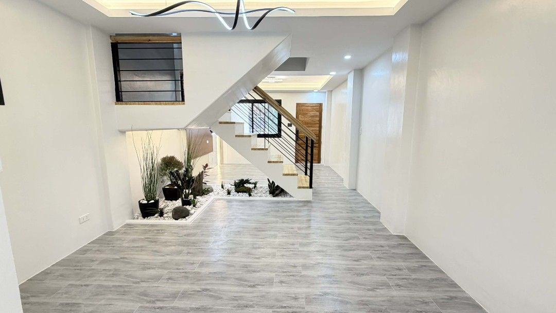 Brand new house in Baguio (Category: House & Lot) located in Baguio. Submitted by baguio.joshuatreerealty (Listing ID 1427920992, Image 1). Description: 𝐇𝐎𝐔𝐒𝐄 𝐀𝐍𝐃 𝐋𝐎𝐓 𝐍𝐄𝐀𝐑 𝐒𝐋𝐔 𝐀𝐍𝐍𝐄𝐗 , 𝐁𝐀𝐆𝐔𝐈𝐎 𝐂𝐈𝐓𝐘 4 𝑩𝑬𝑫𝑹𝑶𝑶𝑴𝑺, 2 𝑻𝑶𝑰𝑳𝑬𝑻 & 𝑩𝑨𝑻𝑯 𝐏𝐑𝐎𝐏𝐄𝐑𝐓𝐘 𝐃𝐄𝐓𝐀𝐈𝐋𝐒: LOT AREA: 60 sq.m. FLOOR AREA: 160 more or less sq.m. 𝐆𝐑𝐎𝐔𝐍𝐃 𝐅𝐋𝐎𝐎𝐑 •1 Car Garage •Living Area •Dining Area •Kitchen •1 Toilet and B