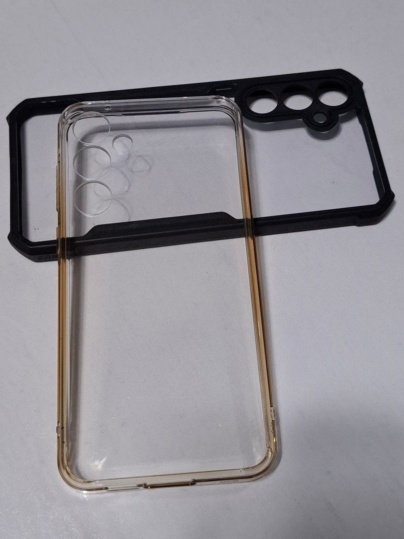 CASES FOR SAMSUNG A55 (Category: Cases & Sleeves) located in Makati City. Submitted by nicejed02 (Listing ID 1427891441, Image 3). Description: FOR SALE 450 PESOS ONLY XUNDD CASE AND RINGKE FUSION CLEAR CASE FOR GALAXY A55 RINGKE CASE SIDES YELLOWISH NA PERO BOTTOM, TOP, FRONT AND BACK CLEAR PA DIN (SEE PICS) PM ME IF INTERESTED ANTIPOLO/CUBAO.