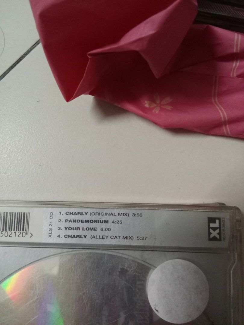 CD (single) (Category: CDs & DVDs) located in Shah Alam. Submitted by azrocknrol (Listing ID 1427809062, Image 3). Description: crazy town singe the prodigy single counting crow single take all rm25 whasap 01118900725.