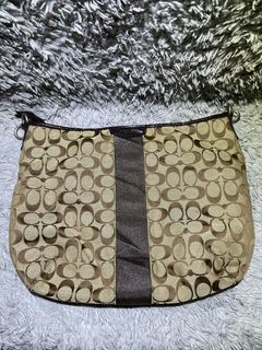 (Category: ) located in . Submitted by digginggarments (Listing ID 1427877599, Image 1). Description: .