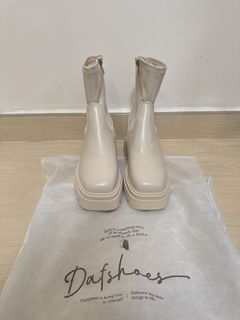 （分類：）位於 。 由 miclkm 提交（商品編號 1427902582，圖片 1）。簡介： 。