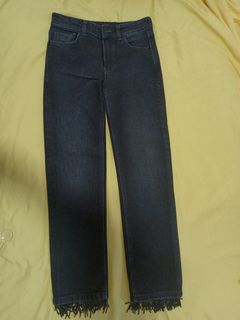 (Category: ) located in . Submitted by quek722 (Listing ID 1427788024, Image 1). Description: .