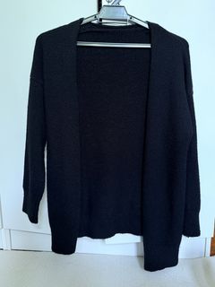 (Category: ) located in . Submitted by bell_wardrobe (Listing ID 1427839674, Image 1). Description: .