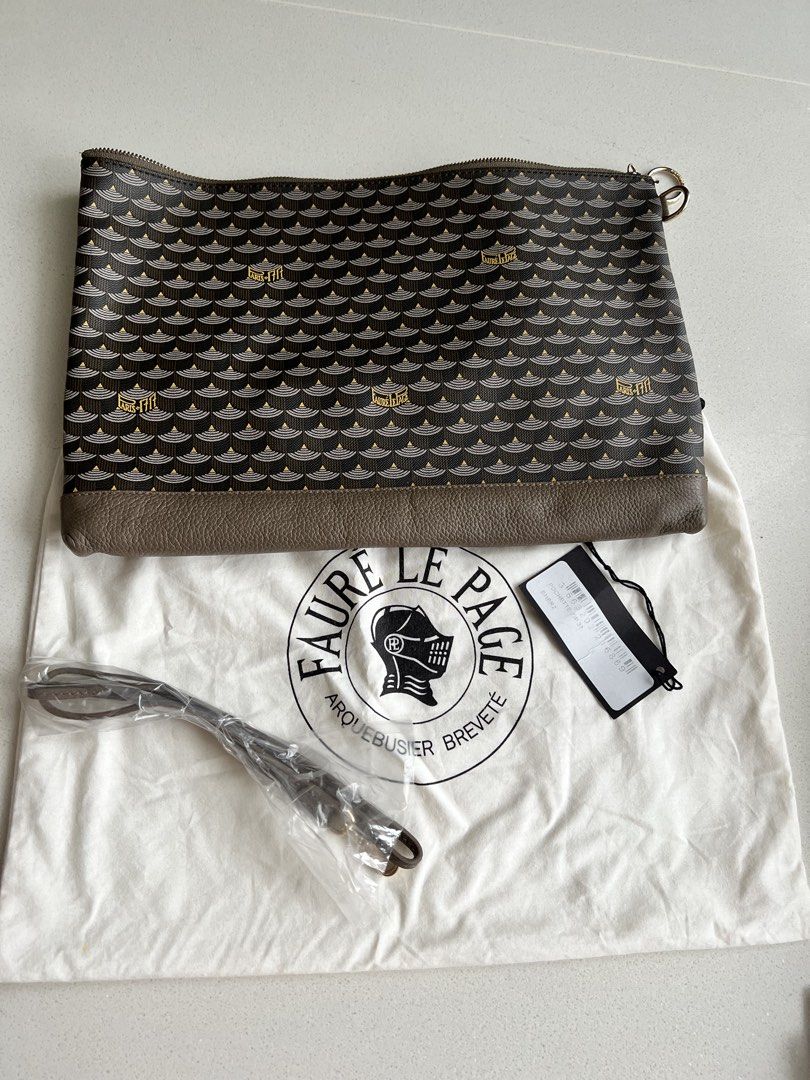 Faure Le Page Pochette Zip 33 (Category: Belt bags, Clutches and Pouches) located in Muntinlupa City. Submitted by __skye (Listing ID 1427897338, Image 1). Description: ✅ Lightly used ✅ Bought in Singapore, Ngee Ann City ✅ https://faurelepage.com/products/pochette-33?variant=47401427009819 ✅ With soft copy of receipt ✅ Brown color (not sure if they still have this color in store) #FLP #FaureLePage .