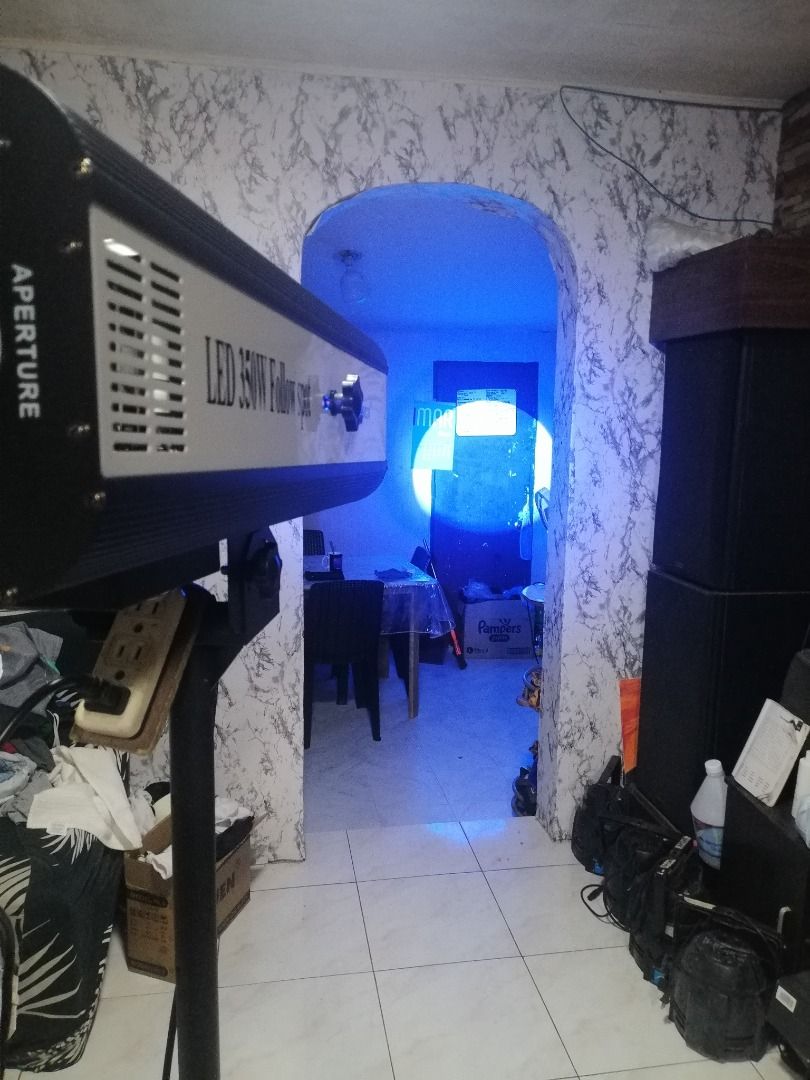Follow spot with tripod stand (Category: Lighting & Studio Equipment) located in Quezon City. Submitted by newwhale.f1c027 (Listing ID 1427811261, Image 3). Description: P15,000 follow spot with tripod 6ft height. Brandnew pick up Lagro fairview Q.C. or via delivery lalamove rider po. Delivery fee sagot po ni buyer.. Pwed din kayo ang mag book ng rider..fb page BSAonlinestore call 092zero 8114159 .