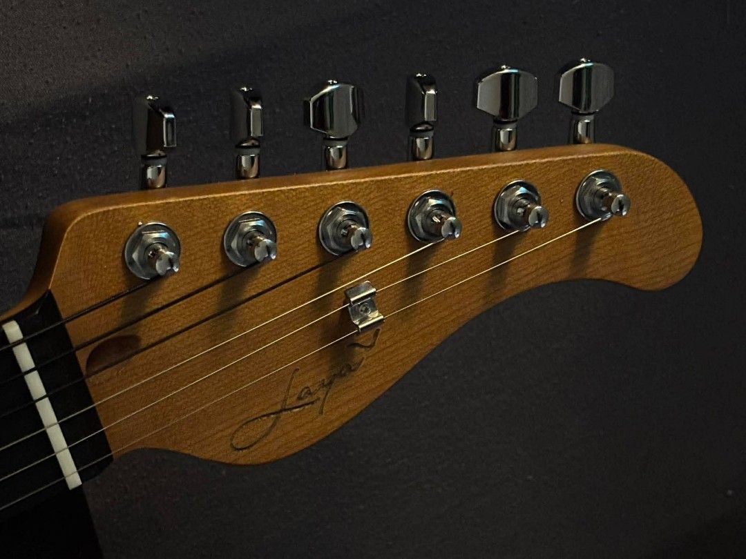 FOR SALE/FOR SWAP SA MULTI EFFECTS (Category: Musical Instruments) located in Manila. Submitted by ralphcyrus51468 (Listing ID 1427919333, Image 3). Description: Laya Guitars Stratocaster 8500 nego pa, 12k orig price niya - HSS Pickup Configuration - Naka Full Setup na - Kakapalit lang ng strings (Doppler Distro Shielded Strings) - Roasted Maple Neck - Stainless Steel Frets - Upgraded to Locking Tuners - Fresh and almost bnew condition, makinis n