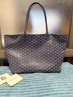 (Category: ) located in . Submitted by maccluxfinds (Listing ID 1427860201, Image 1). Description: .