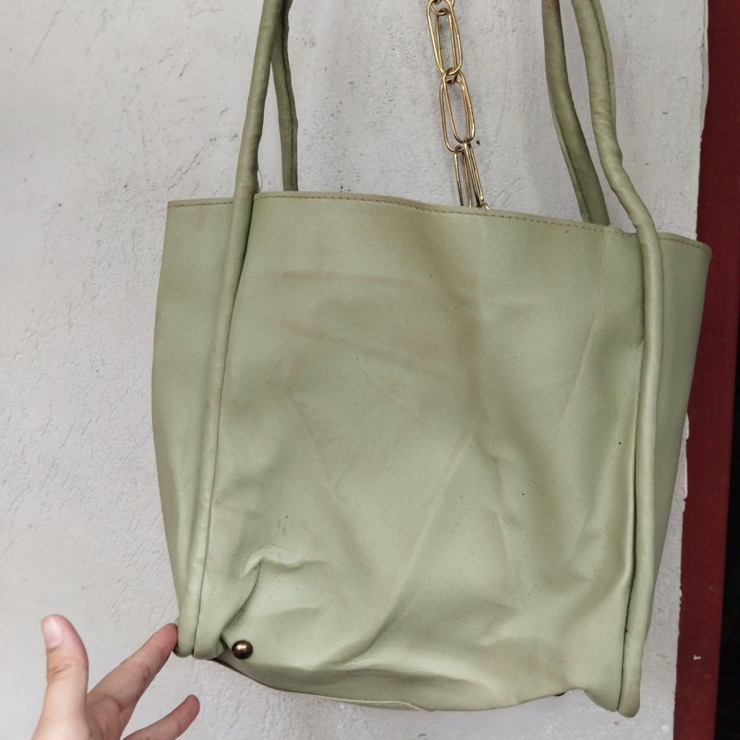 Green Tote Bag with Bow Detail (Category: Tote Bags) located in Manila. Submitted by hiddenthreads (Listing ID 1427829533, Image 3). Description: Price is Negotiable .