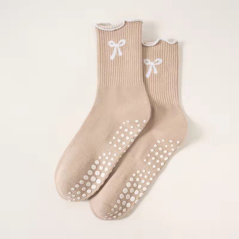 FREE SF Grip socks (Category: Socks & Tights) located in Naga. Submitted by thriftntr (Listing ID 1427869958, Image 2). Description: FREE SF - Luzon area only! Grip socks for yoga/pilates.