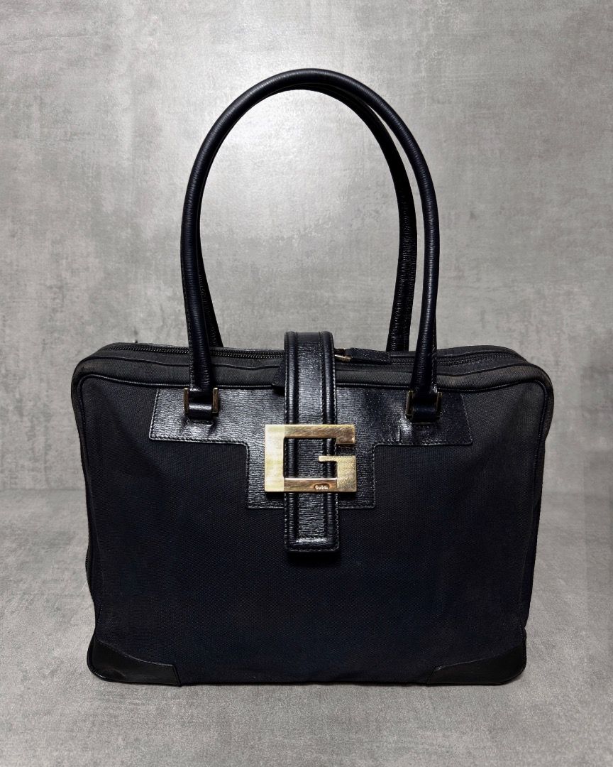 Gucci - Tom Ford - 2000s Canvas Shoulder Bag (Category: Luxury Bags & Wallets) located in Subic. Submitted by concretefloor (Listing ID 1427878492, Image 1). Description: Gucci - Tom Ford - 2000s Canvas Shoulder Bag From late 90s to early 2000s Good condition Minor rubs Signs of use Rank AB Negotiable!.