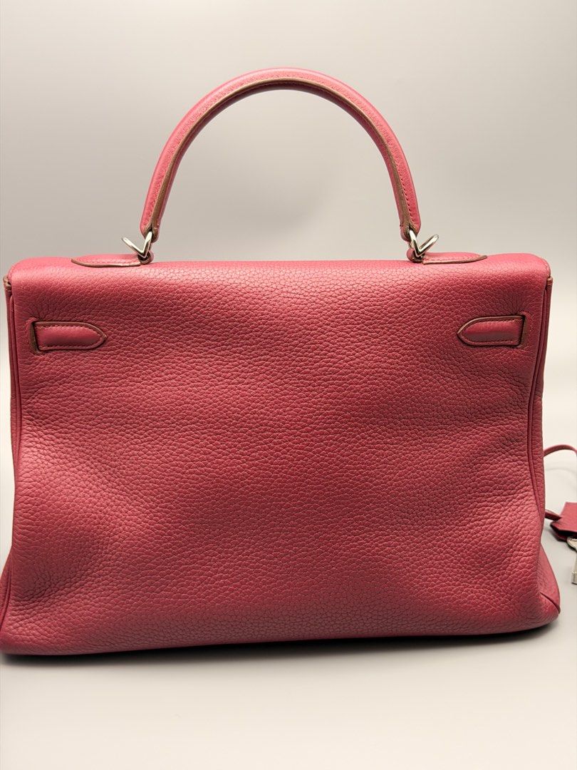 Hermès Kelly Bag - Red 35 (Category: Luxury Bags & Wallets) located in Manila. Submitted by jamilla01 (Listing ID 1427803420, Image 3). Description: Authentic No box.