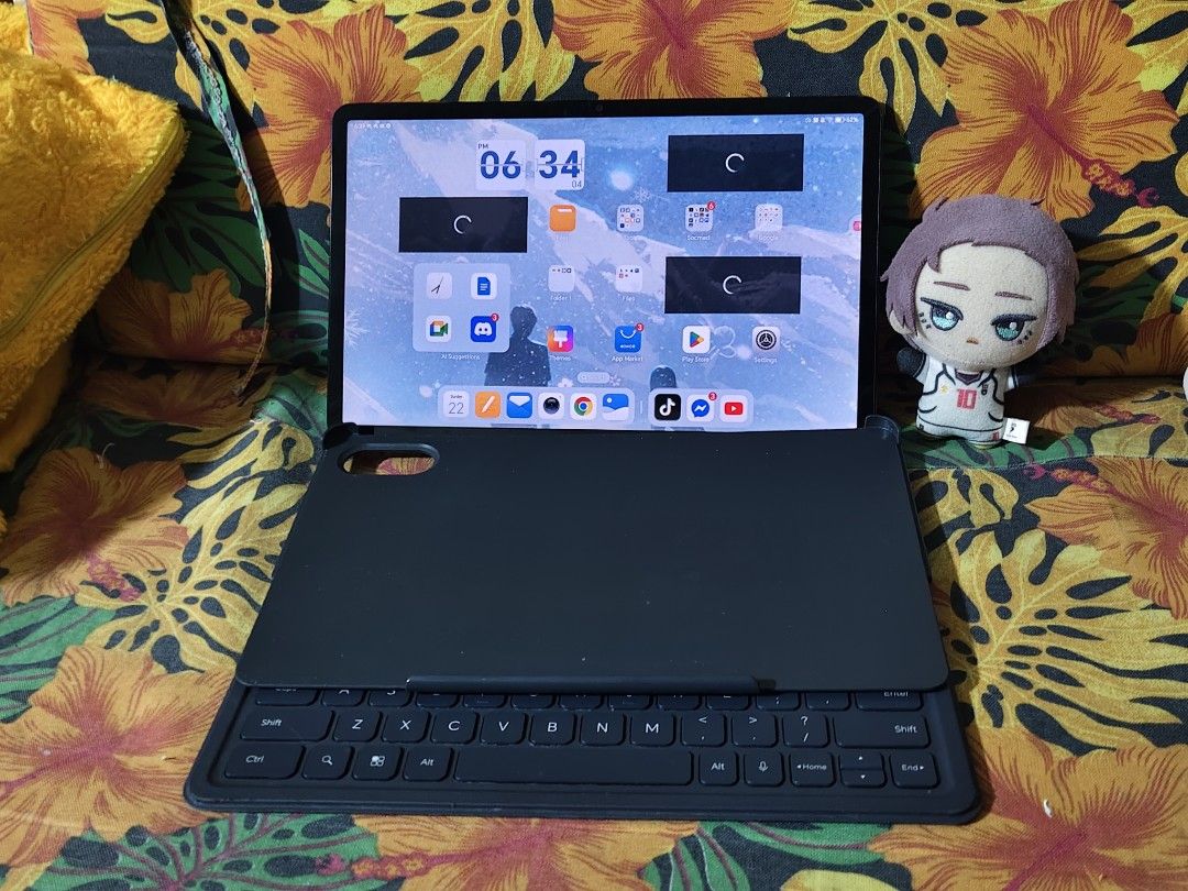 Honor pad x9 (Category: Android) located in Manila. Submitted by silentmoon-8798 (Listing ID 1427880313, Image 1). Description: Hello! Anyone interested buying this HONOR PAD X9?🥹 I want to buy a new one that has more storage for schoolworks, drawing and gaming (maybe). 📌 Specs: - 11.5-inch 2K FullView Display, 120Hz refresh rate - Snapdragon 685 processor - 4GB RAM + 128GB storage - 6-speaker surround sound system - 7,250mAh battery with fast 
