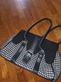 (Category: ) located in . Submitted by miraxox (Listing ID 1427846177, Image 1). Description: .