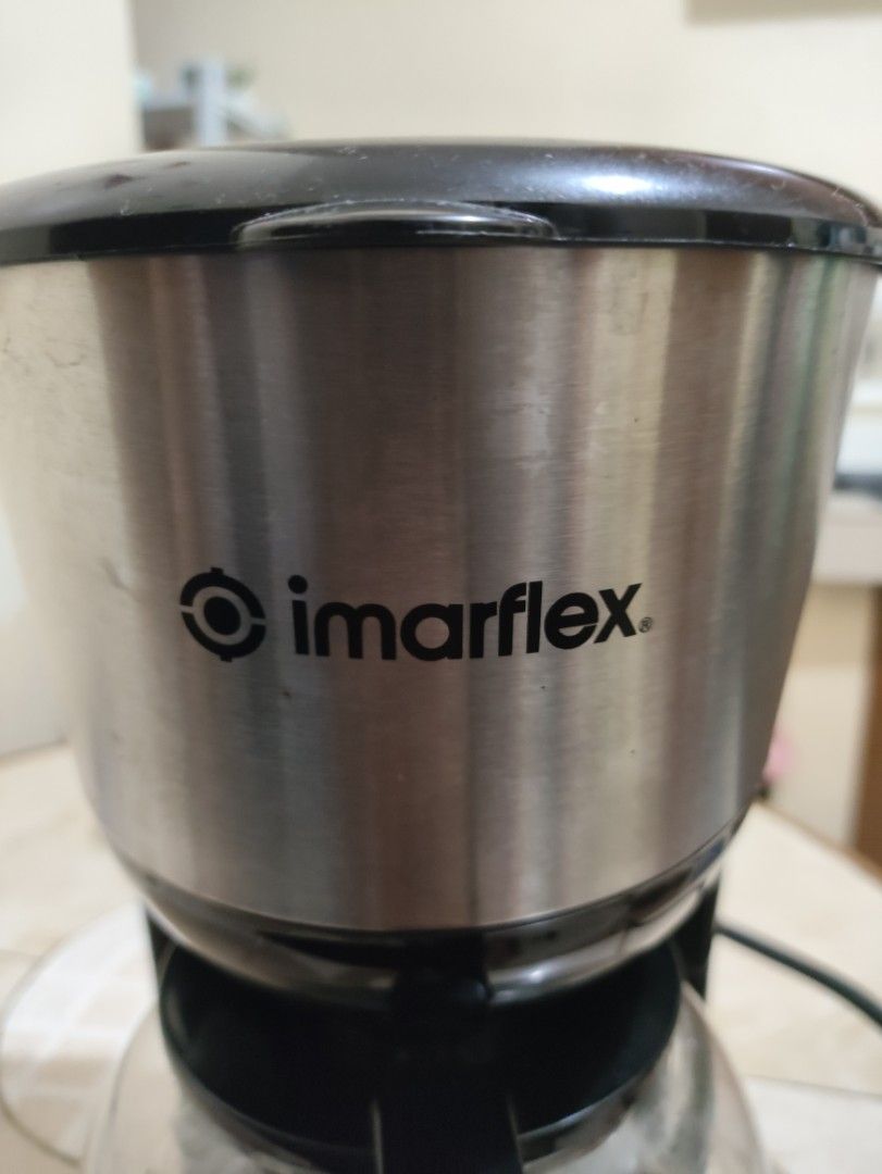 Imarflex Coffee Maker ICM-700S (Category: Coffee Machines & Makers) located in Mandaluyong City. Submitted by carlos_2001 (Listing ID 1427887948, Image 3). Description: Automatic Drip Coffee - coffee grounds Up to 10 cups Easy to use 1000 watts With box Used a few times, with slight scorch marks on the heating pad.