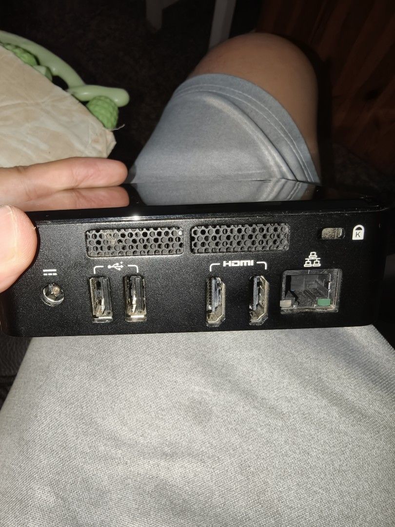 Intel  NUC DC3217IYE413273107255808003