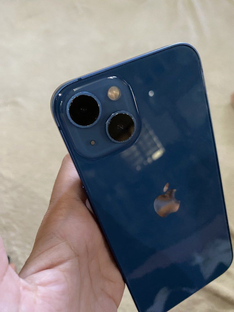 RUSH Iphone 13 128 gb blue WIFI USE ONLY (Category: iPhone 13 Series) located in Caloocan City. Submitted by unicakczxc (Listing ID 1427833202, Image 3). Description: Iphone 13 blue 128 gb WIFI USE ONLY Ios 26 88% Battery Health (Original) Replaced LCD No issue other than Wifi Use Preferred pickup (Bought this online, now wanted to upgrade).