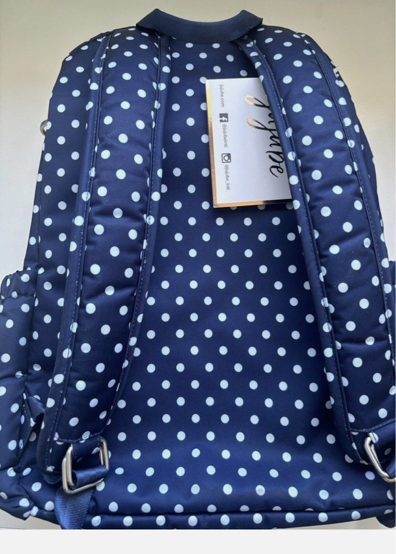 JuJuBe Zealous Convertible Diaper Backpack/Messenger Bag (Category: Diaper Bags & Wetbags) located in Manila. Submitted by benilynesc86212 (Listing ID 1427885811, Image 3). Description: .