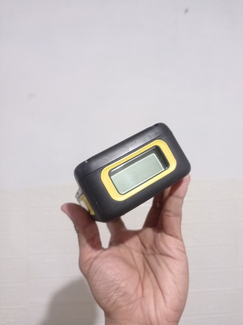 Karcher 18v 2.5Ah Lithium Battery Original... (Category: Home Improvement Tools & Accessories) located in Quezon City. Submitted by thomasmalapino (Listing ID 1427928783, Image 3). Description: Karcher 18v 2.5Ah Lithium Battery Original... Unit only no box manuals etc 100% all stock original Karcher Good for Vacuum or other Karcher cordless 18v units Still reads fully charged PM DEAL!!!.