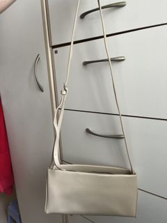 （分類：）位於 。 由 yyytttyyy 提交（商品編號 1427825420，圖片 1）。簡介： 。