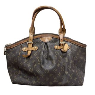 (Category: ) located in . Submitted by kjujucloset (Listing ID 1427825254, Image 1). Description: .