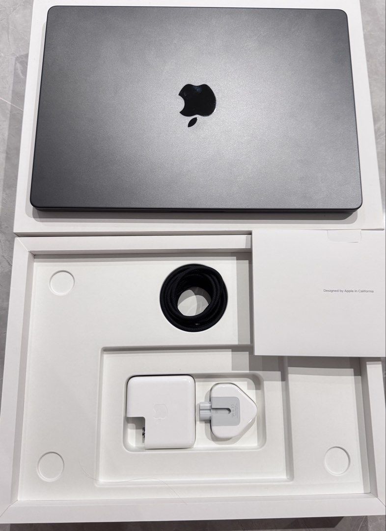 MacBook Pro 14” M4 (2024) 16GB / 1TB – Like New + Full Box