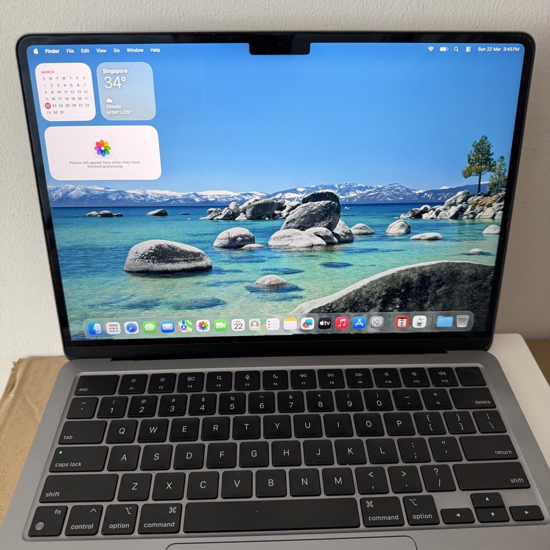 Apple MacBook Air 13-inch M2 chip405930534807818243