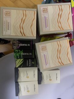 （分類：）位於 。 由 amyyyyyyl 提交（商品編號 1427895090，圖片 1）。簡介： 。