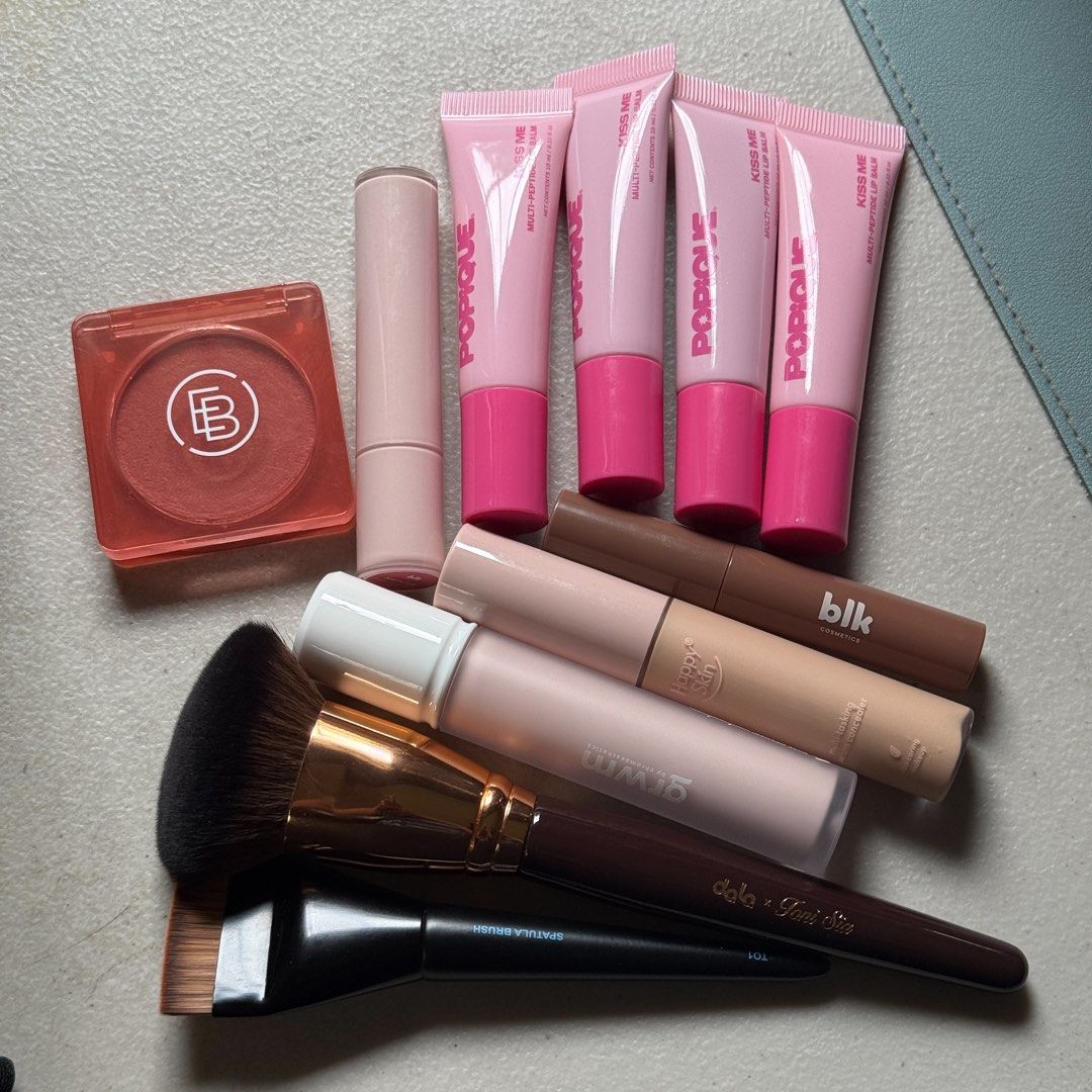 Makeup Bundle (Category: Makeup) located in Manila. Submitted by audrey1436 (Listing ID 1427793877, Image 1). Description: Selling this makeup bundle for 1.8k! Comes with 11 items: - Popique lip balm in Surfside Strawberry - Popique lip balm in Beach Babe - Popique lip balm in Honey Blonde - Popique lip balm in Malibu Melon - blk glossy serum stick in Hibiscus - Ever Bilena pillow pot in dreamy dahlia - blk brow bond - Happy Skin serum concealer 