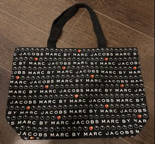 （分類：）位於 。 由 mays12 提交（商品編號 1427864041，圖片 1）。簡介： 。