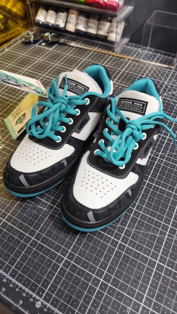 Miku Hatsune Sneakers (Category: Sneakers) located in Quezon City. Submitted by darkworkx (Listing ID 1427848815, Image 2). Description: Brand New with Box.