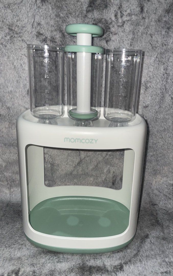 Momcozy Bottle Drying Rack (Category: Breastfeeding & Bottle Feeding) located in Manila. Submitted by mkydrandom (Listing ID 1427928286, Image 1). Description: Wash and sterilize only, no box. .