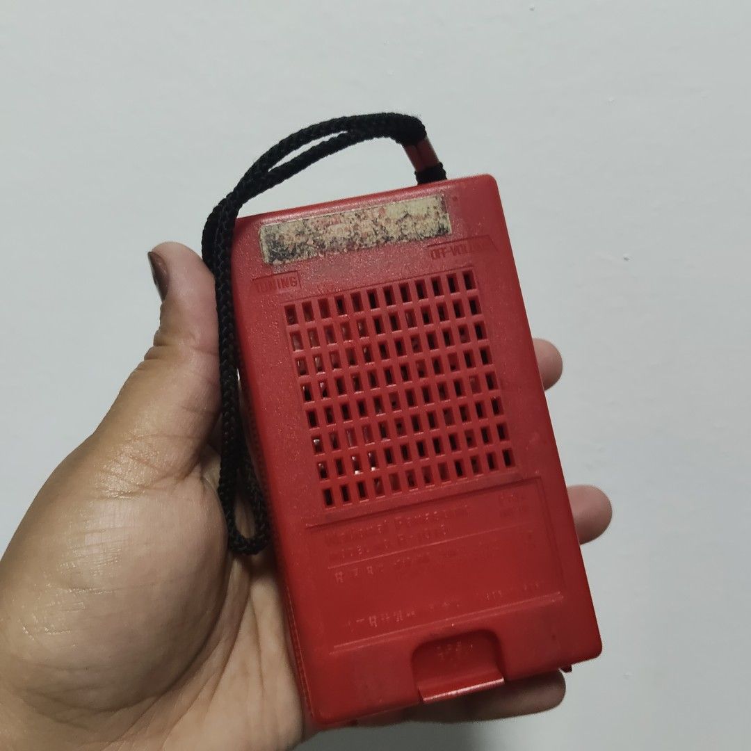 National Panasonic AM Radio (Category: Portable Music Players) located in Catbalogan. Submitted by jpnsrpls (Listing ID 1427917661, Image 3). Description: 🇯🇵 Authentic Japanese Surplus 📻 National Panasonic AM Radio ✅ Tested and fully working 🔋 Runs on 2 AA batteries Perfect for collectors or everyday use!.