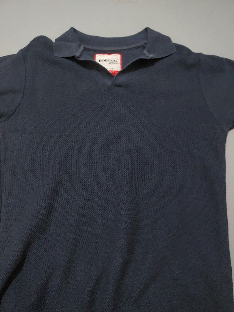 Navy Blue Polo Shirt (Category: Tshirts & Polo Shirts ) located in Quezon City. Submitted by ravenmandm (Listing ID 1427839858, Image 1). Description: navy blue, used for like 4 times.