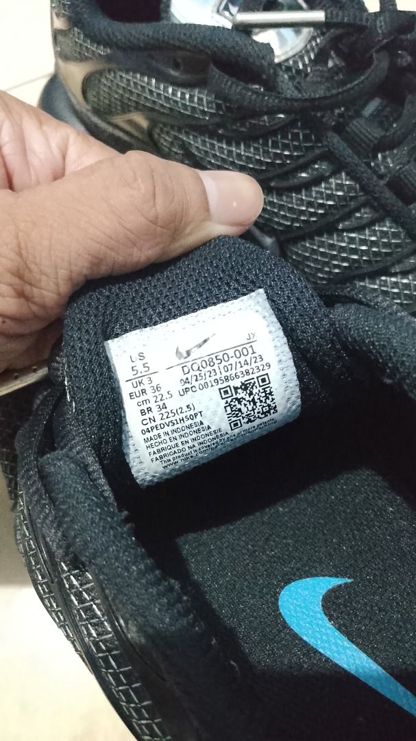 Nike Air Max Plus TN Metalic Black (Category: Sneakers) located in Pateros City. Submitted by blvd_store (Listing ID 1427787215, Image 3). Description: Nike Air Max Plus TN in black. Features a black mesh upper with signature TPU overlays. The shoe has a visible Air Max unit in the heel and a rubber outsole for traction. The size is UK 3, EUR 36, and US 5.5. Made in Indonesia..