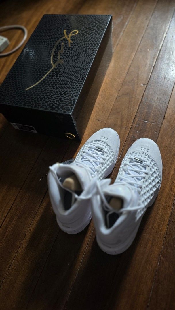 Nike Kobe 3 protro (Category: Sneakers) located in Manila. Submitted by betchok (Listing ID 1427830258, Image 2). Description: Brand: Nike Model: Kobe 3 protro Colorway: White Size: 10.5 Condition: Brandnew SRP: 11,495 RFS: Unloading Selling price: 8,500 only negotiable.
