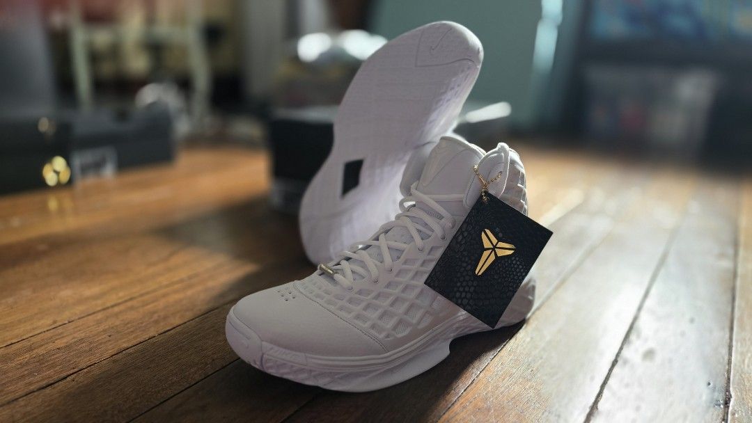 Nike Kobe 3 protro (Category: Sneakers) located in Manila. Submitted by betchok (Listing ID 1427830258, Image 3). Description: Brand: Nike Model: Kobe 3 protro Colorway: White Size: 10.5 Condition: Brandnew SRP: 11,495 RFS: Unloading Selling price: 8,500 only negotiable.