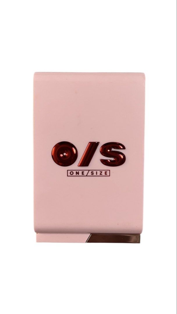 One/Size Cheek Clapper 3D Blush Trio (Category: Makeup) located in Mandaluyong City. Submitted by marxis.333 (Listing ID 1427929800, Image 1). Description: RFS: Declutterring SRP: ₱2,650 Cream and blush barely used. Restocking my kit. .