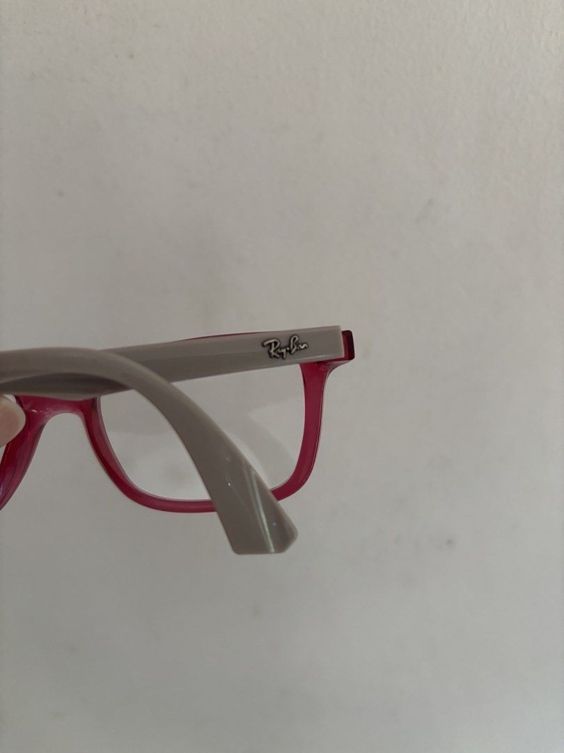 Ray Ban Youth RB1562 (Category: Sunglasses & Eyewear) located in Manila. Submitted by decluttering_me (Listing ID 1427811017, Image 3). Description: bran new.