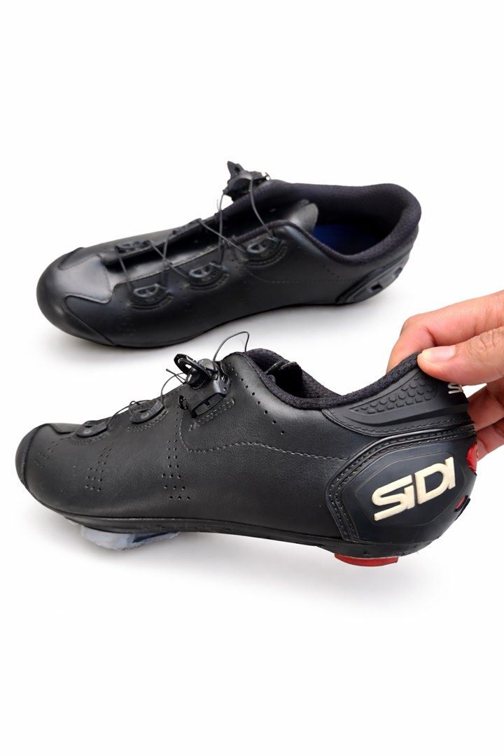 Sidi Cycling Shoes (Category: Bicycles) located in Manila. Submitted by tiongry (Listing ID 1427828731, Image 1). Description: SIDI Fast Black Road Lock Cycling Shoes - Size 42.5 EUR 8.4 US - Carbon Composite 20 sole for efficient power transfer - Politex or Microtech upper for durability - Easy-to-use Tecno-3 dial system for a precise, secure fit, making them ideal for training or racing. .