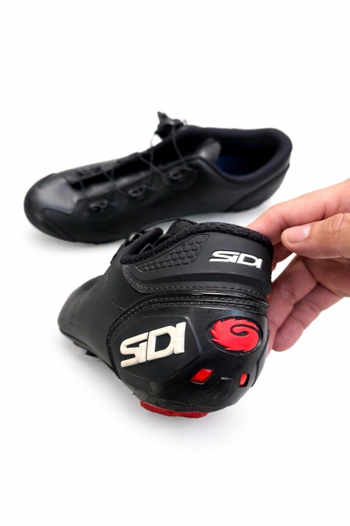 Sidi Cycling Shoes (Category: Bicycles) located in Manila. Submitted by tiongry (Listing ID 1427828731, Image 2). Description: SIDI Fast Black Road Lock Cycling Shoes - Size 42.5 EUR 8.4 US - Carbon Composite 20 sole for efficient power transfer - Politex or Microtech upper for durability - Easy-to-use Tecno-3 dial system for a precise, secure fit, making them ideal for training or racing. .
