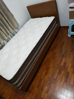 (Category: ) located in . Submitted by MyStore (Listing ID 1427868413, Image 1). Description: .