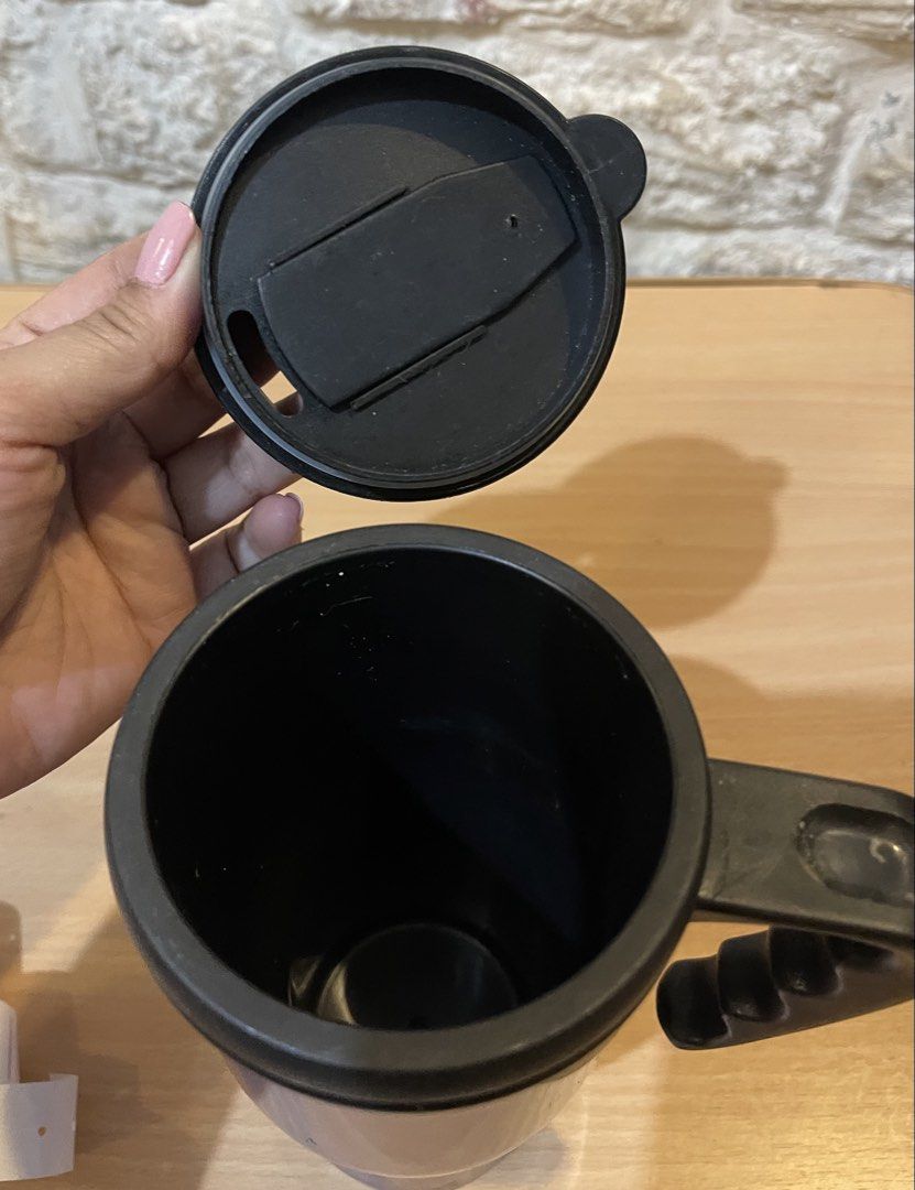 stainless steel travel mug (Category: Water Bottles & Tumblers) located in San Fernando. Submitted by japansurpluselyu (Listing ID 1427932864, Image 3). Description: .