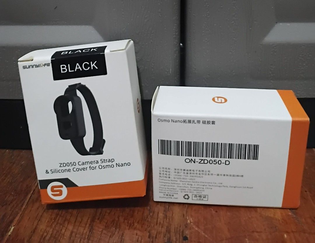 SunnyLIFE ZD050 Camera Strap for Osmo Nano (Category: Camera Bags & Carriers) located in Manila. Submitted by chinggayg.190 (Listing ID 1427866211, Image 2). Description: Upgrade your Osmo Nano experience with the Sunnylife ZD050 Camera Strap & Silicone Cover (Black) — the perfect combo for protection, comfort, and everyday convenience! Designed with a soft, durable silicone case, it keeps your Osmo Nano safe from scratches, bumps, dust, and dail
