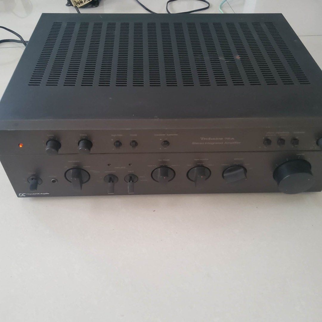 Technics SU 8075 integrated Amp (Category: Soundbars, Speakers & Amplifiers) located in Imus. Submitted by enjicuserve (Listing ID 1427873369, Image 1). Description: In good working condition Amp/ pre amp 68watts per channel 8ohms 100/110v japan made Nice music at your home Imus Cavite.