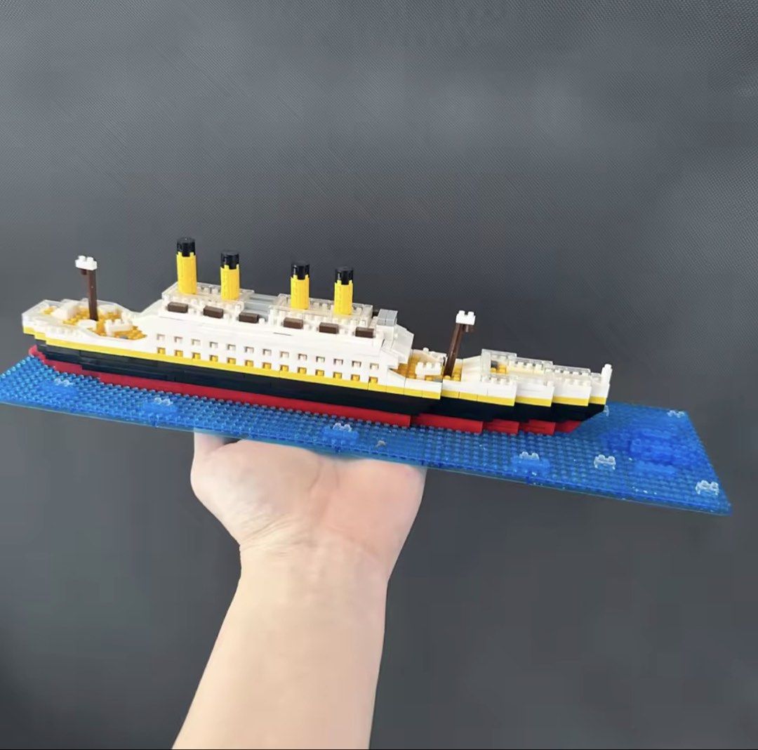Titanic Building Block Set Building Blocks, Hobbies & Toys, Toys ...