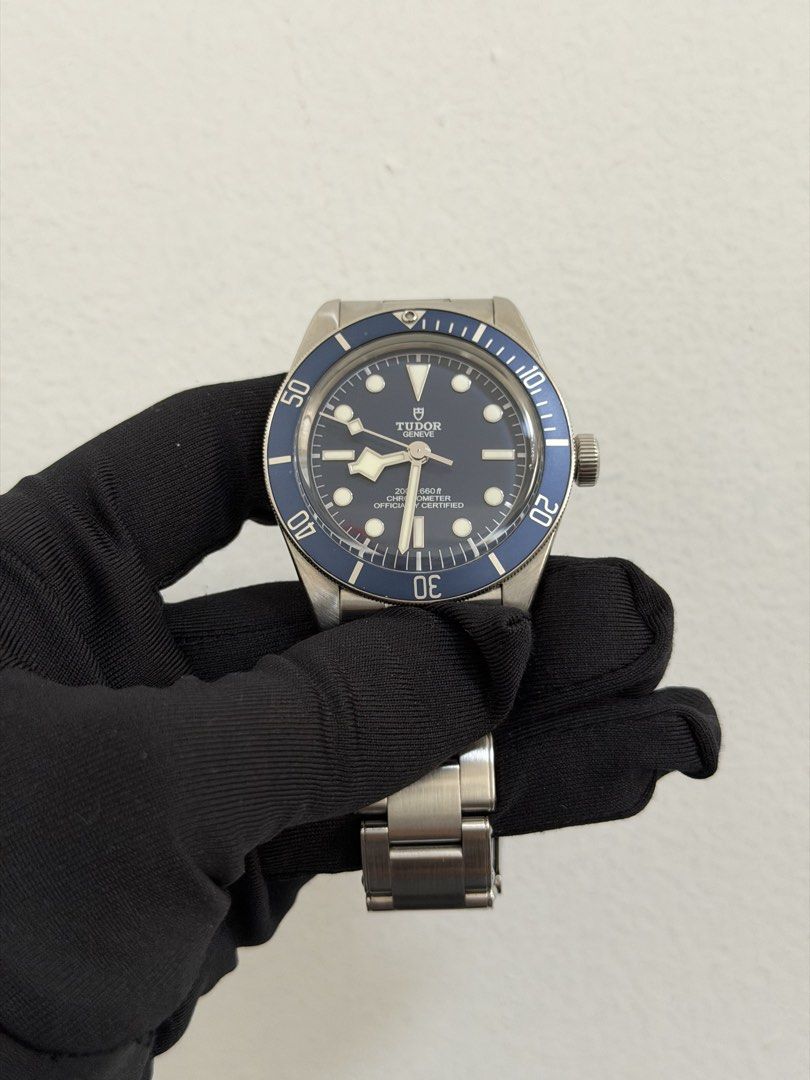 Tudor Black Bay 58 Blue (Category: Men's Watches) located in Quezon City. Submitted by nmimicu (Listing ID 1427846308, Image 2). Description: 39mm Year 2021 Full set Condition 9.8/10 San Juan City.