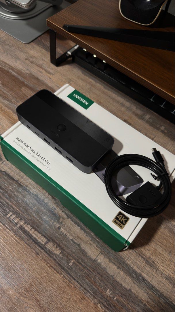 UGREEN HDMI KVM Switch 2 in 1 Out 4K 60Hz