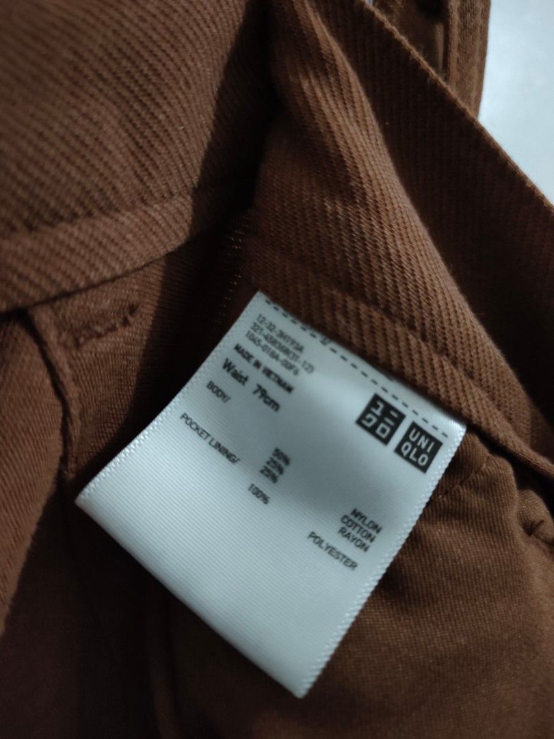 Uniqlo Pleated Wide Jersey (Category: Trousers) located in Marikina City. Submitted by heyoreoo (Listing ID 1427923844, Image 3). Description: Size: Medium (30-32) No issue BDO, GCASH, MARIBANK Ship via lalamove, gogo xpress or pick up Loc: Sto Niño, Marikina .